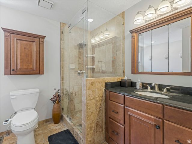 5558 S 400 W, Washington Terrace, UT 84405
