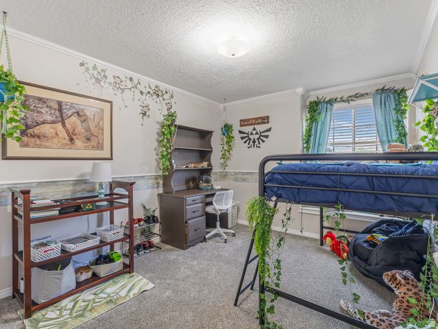 5558 S 400 W, Washington Terrace, UT 84405
