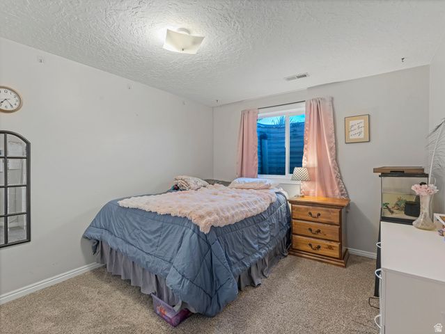 5558 S 400 W, Washington Terrace, UT 84405