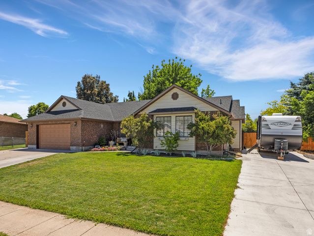 5558 S 400 W, Washington Terrace, UT 84405