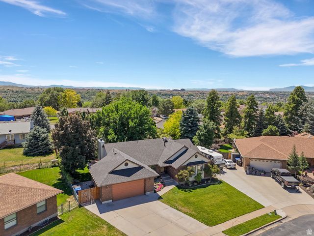 5558 S 400 W, Washington Terrace, UT 84405
