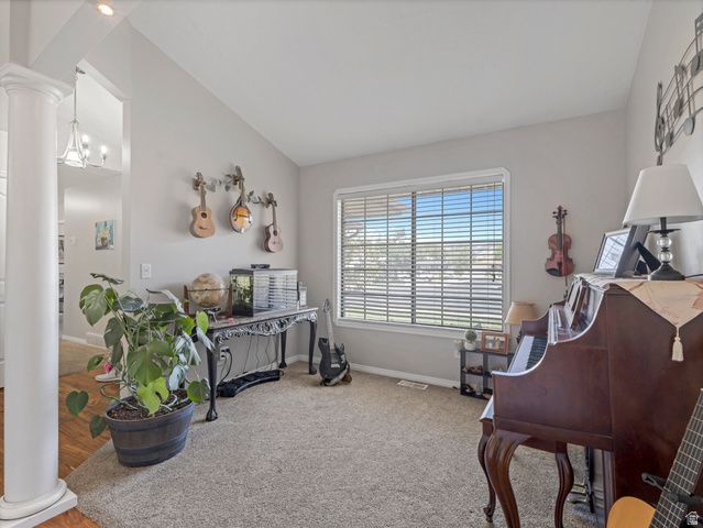 5558 S 400 W, Washington Terrace, UT 84405
