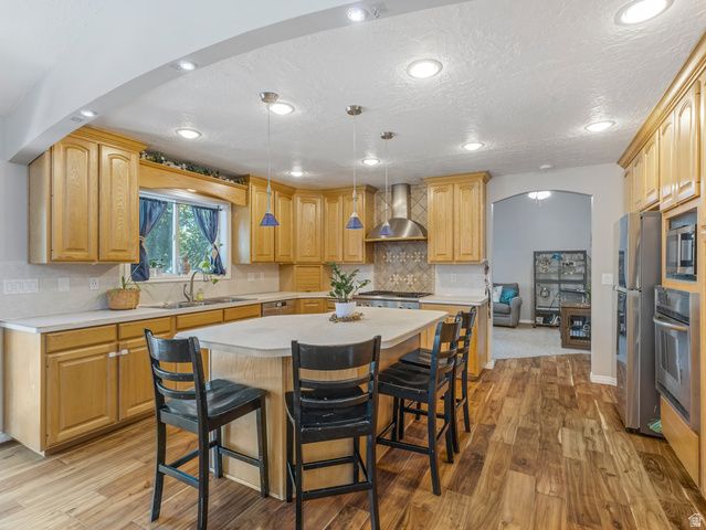 5558 S 400 W, Washington Terrace, UT 84405