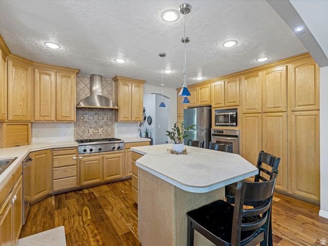 5558 S 400 W, Washington Terrace, UT 84405
