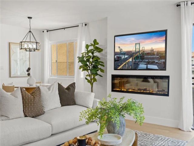 1 62nd Place 203, Long Beach, CA 90803