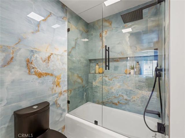 1 62nd Place 203, Long Beach, CA 90803