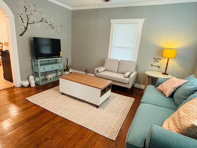 3501 Maury Street, Houston, TX 77009