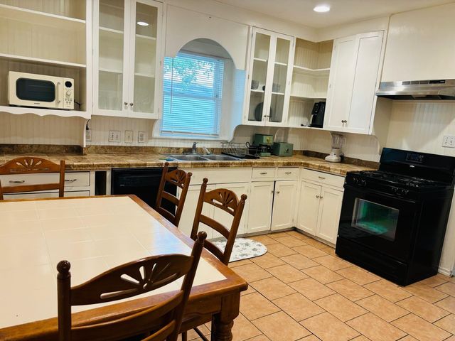 3501 Maury Street, Houston, TX 77009