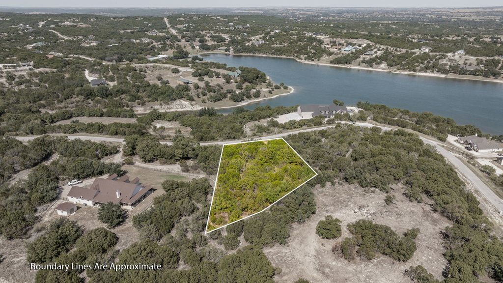3035 Beacon Lake Drive, Bluff Dale, TX 76433