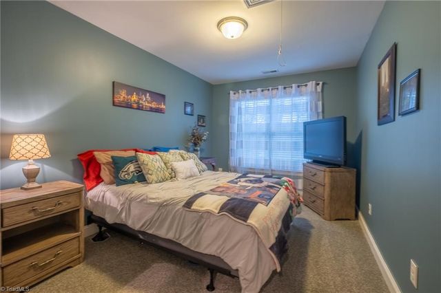 2857 Willoughby Court, Burlington, NC 27215