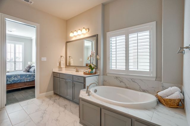 2001 Kati Jane Lane, Midlothian, TX 76065