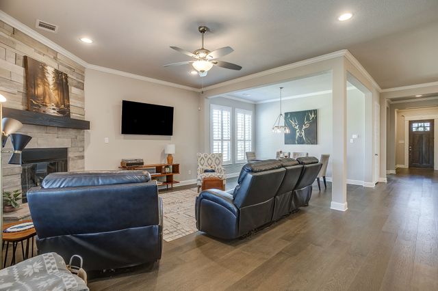 2001 Kati Jane Lane, Midlothian, TX 76065