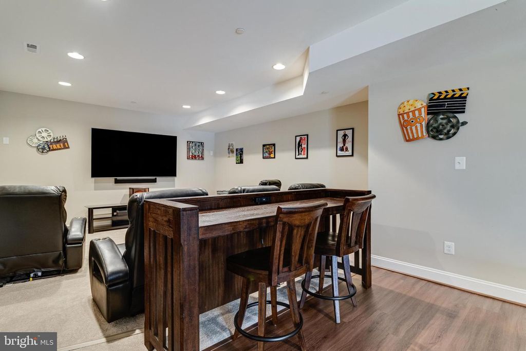 Image 59 of property listing at 6912 SOUTH ZELKOVA CT, La Plata, MD 20646