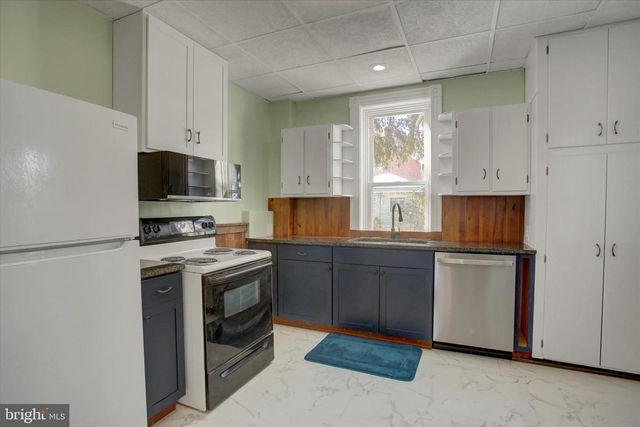 48 W THIRD STREET, Waynesboro, PA 17268