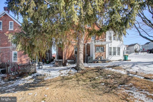 48 W THIRD STREET, Waynesboro, PA 17268