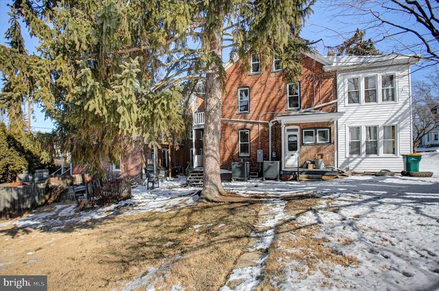 48 W THIRD STREET, Waynesboro, PA 17268