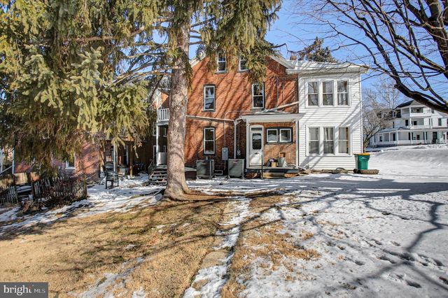 48 W THIRD STREET, Waynesboro, PA 17268
