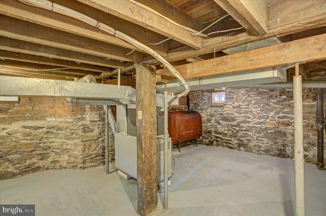 48 W THIRD STREET, Waynesboro, PA 17268