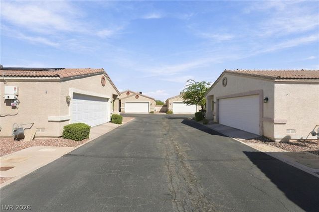 4960 Mascaro Drive, Las Vegas, NV 89122