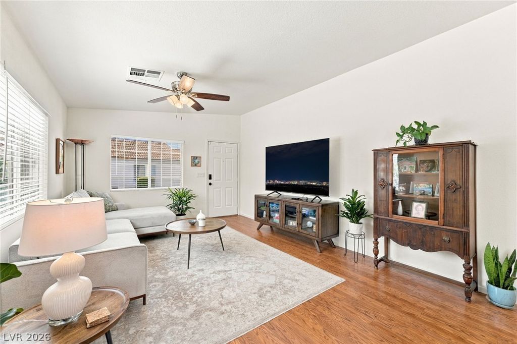 4960 Mascaro Drive, Las Vegas, NV 89122 — photo 5