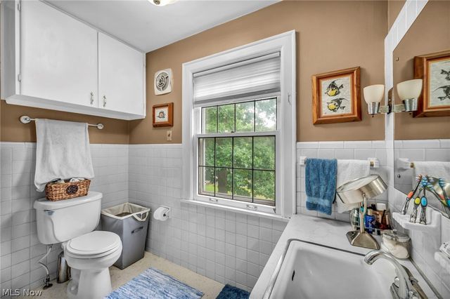 437 Indianola Road, Youngstown, OH 44512
