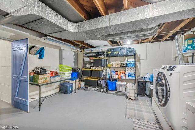 437 Indianola Road, Youngstown, OH 44512
