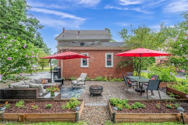 437 Indianola Road, Youngstown, OH 44512