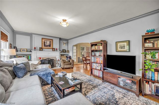 437 Indianola Road, Youngstown, OH 44512