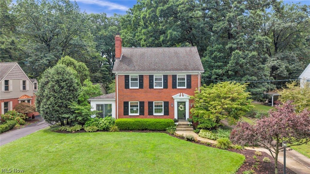 437 Indianola Road, Youngstown, OH 44512