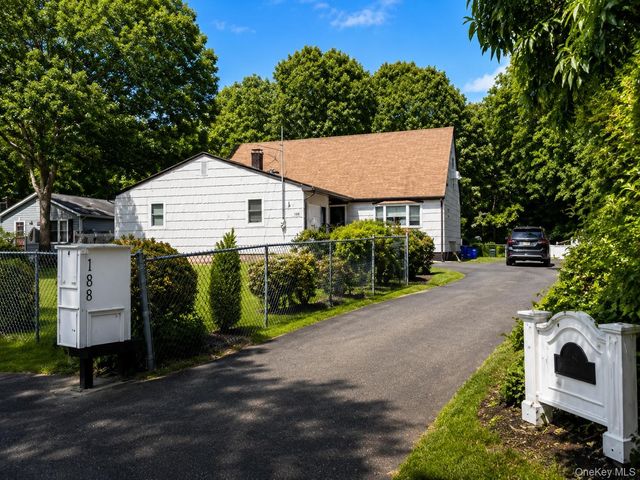 188 West End Avenue, Shirley, NY 11967