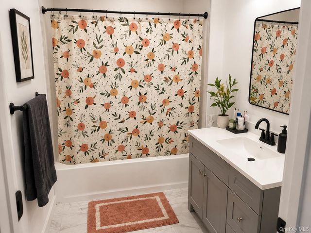 188 West End Avenue, Shirley, NY 11967