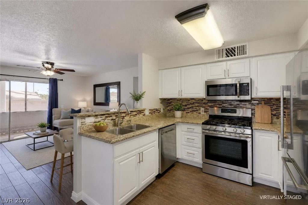 5710 East Tropicana Avenue 1053, Las Vegas, NV 89122 — photo 4