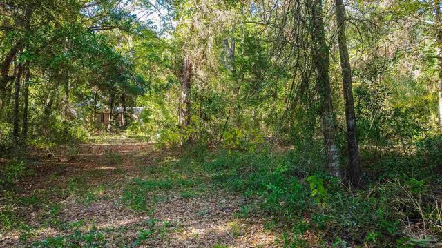 6598 Dewrell Sq, Pensacola, FL 32504