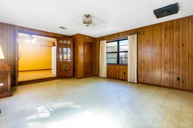 6598 Dewrell Sq, Pensacola, FL 32504