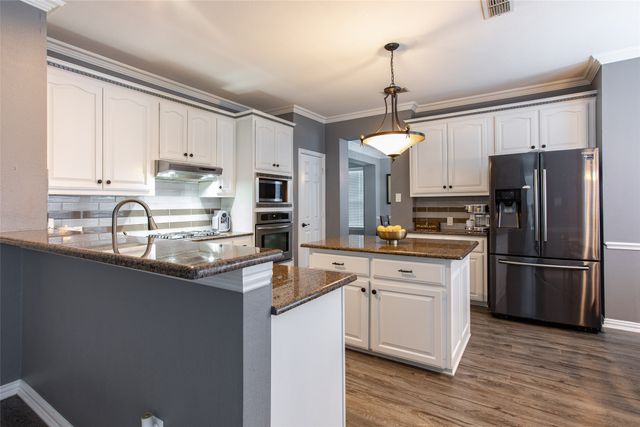 408 Westlake Court, Coppell, TX 75019