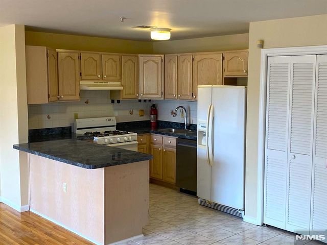 76 Union Street A10, Newark, NJ 07105