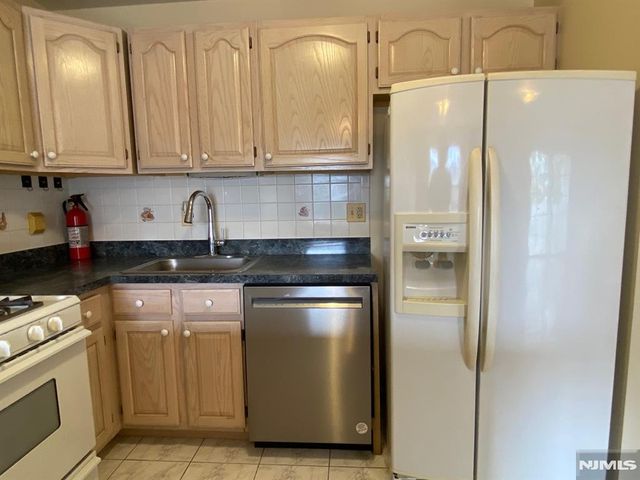 76 Union Street A10, Newark, NJ 07105