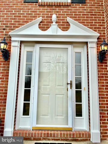 4 RIVA RIDGE LN, Bear, DE 19701