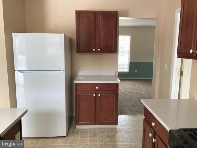 4 RIVA RIDGE LN, Bear, DE 19701