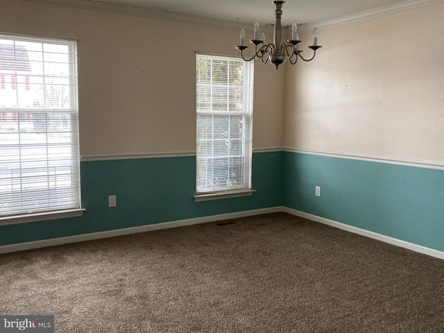 4 RIVA RIDGE LN, Bear, DE 19701