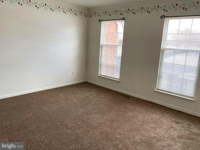 4 RIVA RIDGE LN, Bear, DE 19701