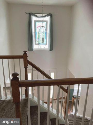 4 RIVA RIDGE LN, Bear, DE 19701