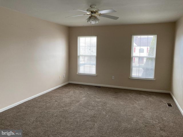 4 RIVA RIDGE LN, Bear, DE 19701