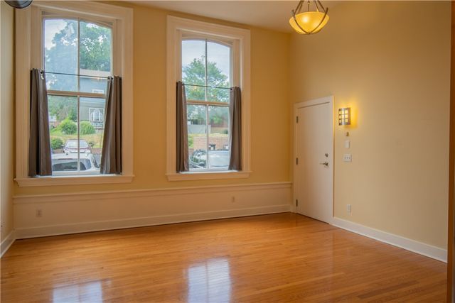 10 Walnut 6, Emsworth, PA 15202