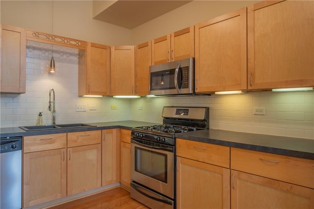 10 Walnut 6, Emsworth, PA 15202