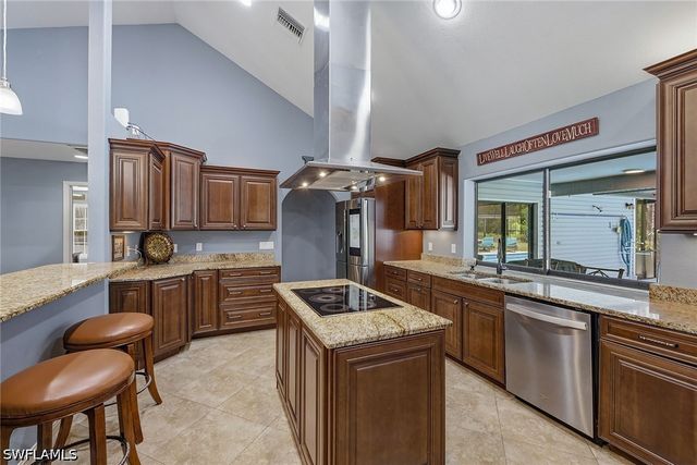 3731 5th AVE NW, Naples, FL 34120