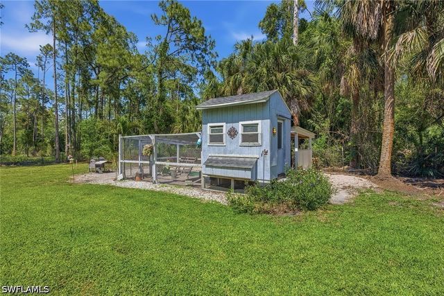 3731 5th AVE NW, Naples, FL 34120