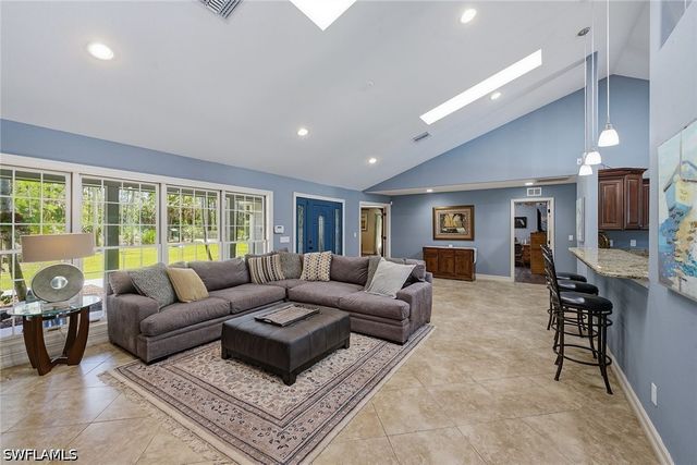 3731 5th AVE NW, Naples, FL 34120