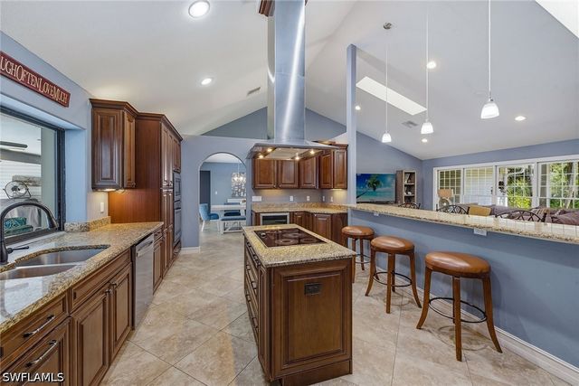 3731 5th AVE NW, Naples, FL 34120