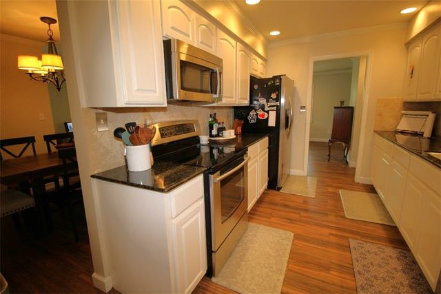3333 N Katherine Avenue, Fayetteville, AR 72703
